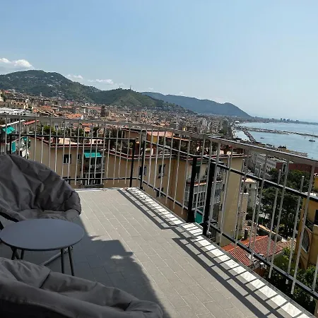 A Casa Di Roberta Apartment Salerno Exterior photo